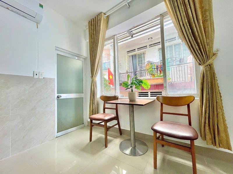 Ngay etown cộng hòa, phòng thoáng giá tốt  - 2