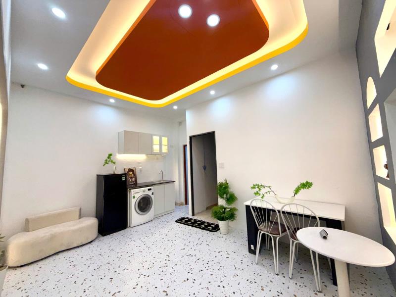 Căn hộ tân bình 2pn 1pk full nội thất hiện đại có cửa sổ ban công lớn thuận tiện đi sân bay, cộng hòa, trường chinh và q3, q10  - 2