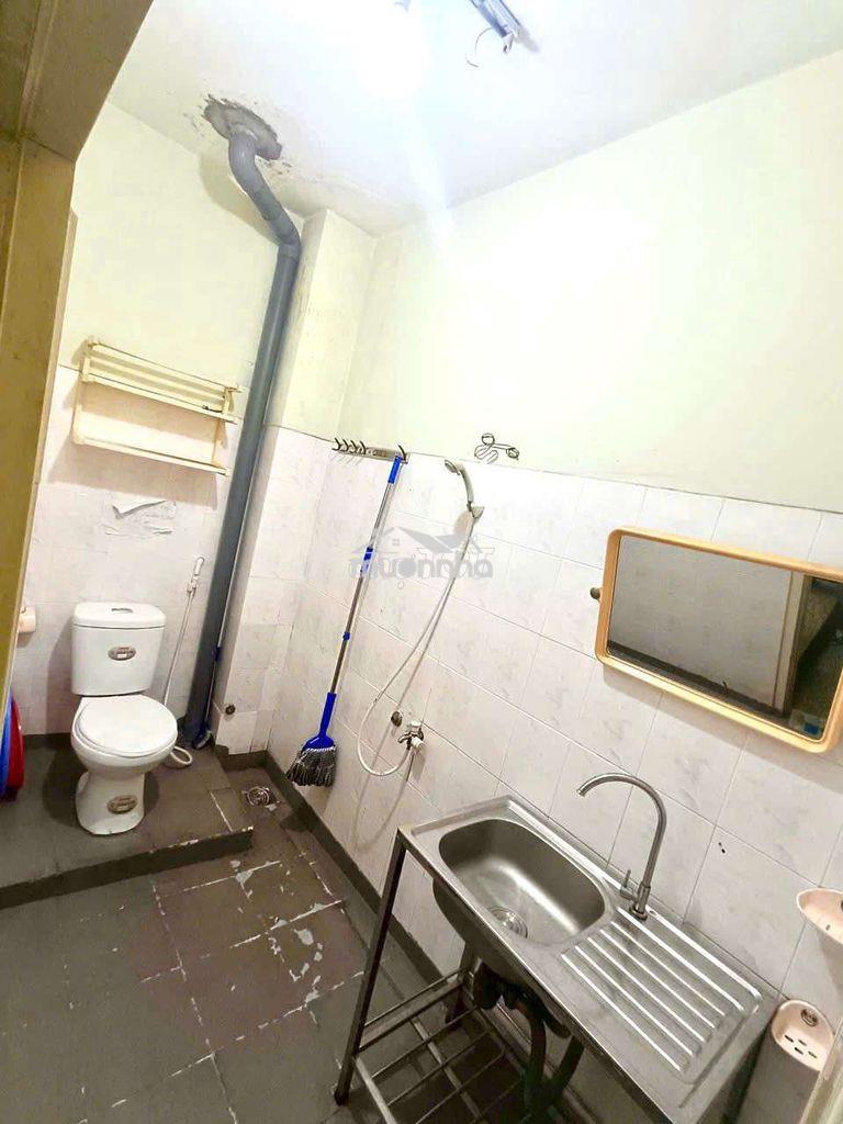 🏠 Cho thuê phòng trọ quận 5 – rộng 30m2 - 3
