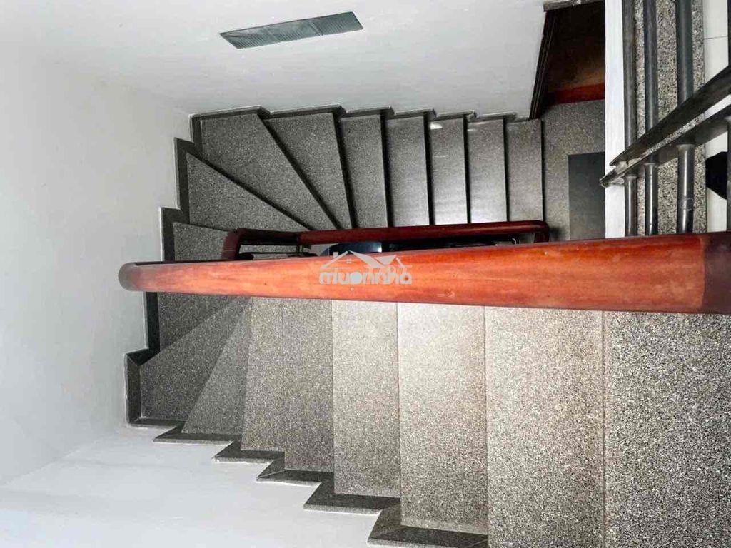 Ngay phan xích long - 46m2 - 3 tầng btct - hẻm 6m thông kinh doanh - 4