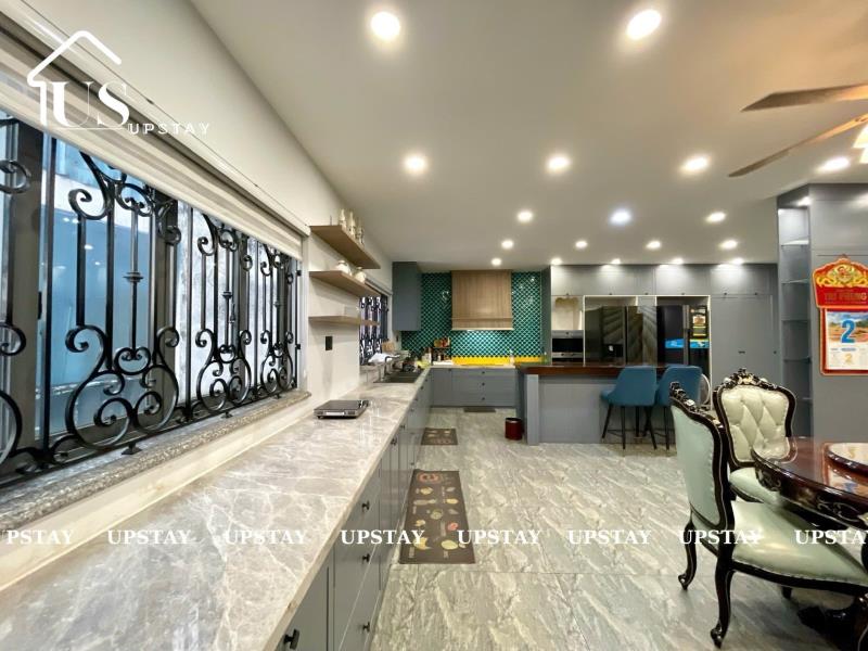 3pn-3wc-1phòng làm việc-1phòng khách siêu rộng | thuận tiện di chuyển các quận - 4