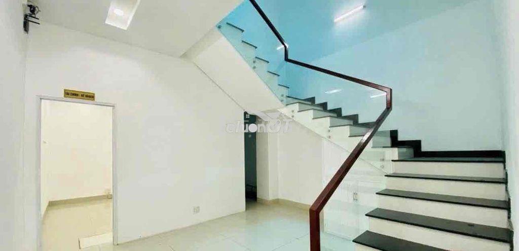 Cho thuê nhà 1 trệt 2 lầu mặt tiền đường n1 khu dân cư d2d - 2
