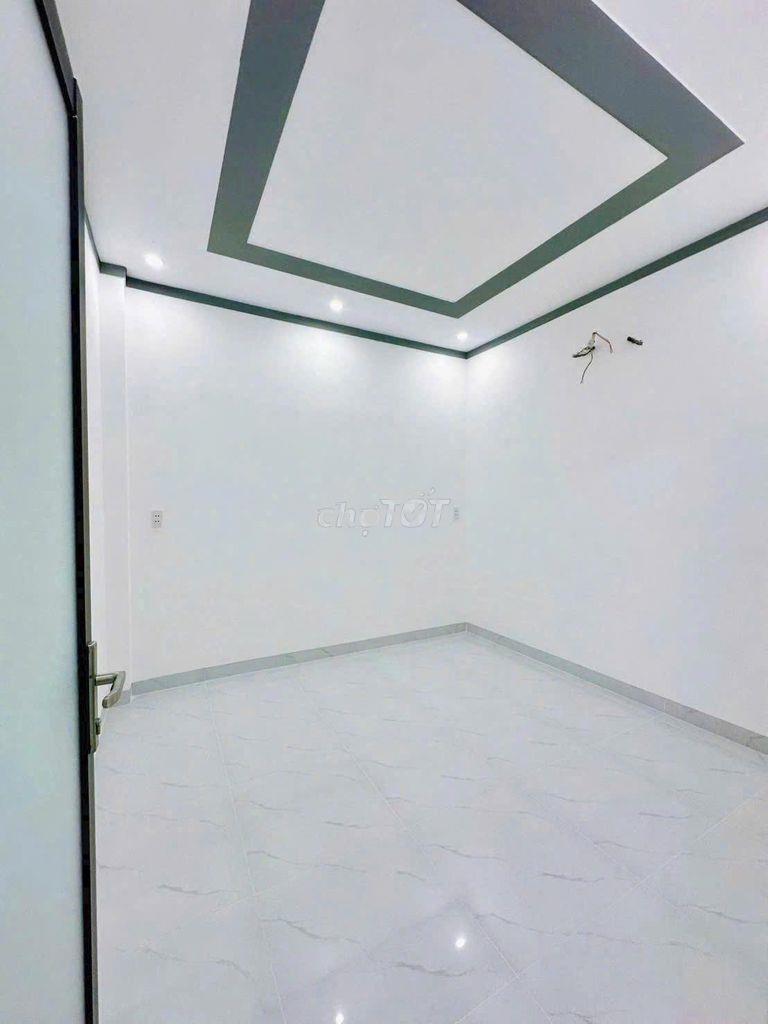 1tỷ6 –nhà phố mới đẹp 90m2 gần cây xăng đức hưng, 3 phòng ngủ,sân oto  - 4
