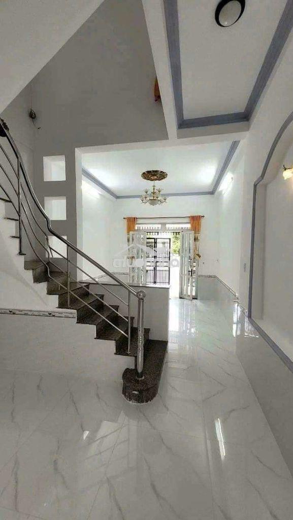 Nhà phố đối diện trường lê quý đôn p. dĩ an - 3