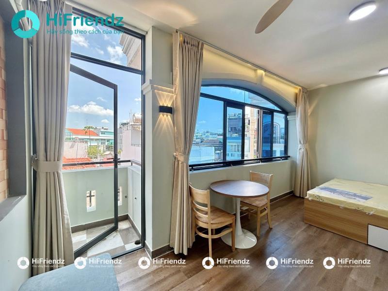 [Tân bình] căn hộ 1pn full nội thất hiện đại, có cửa trời lớn thuận tiện di chuyển đến sân bay tân sơn nhất, công viên hoàng văn thụ, quân khu 7, phú nhuận và tân phú