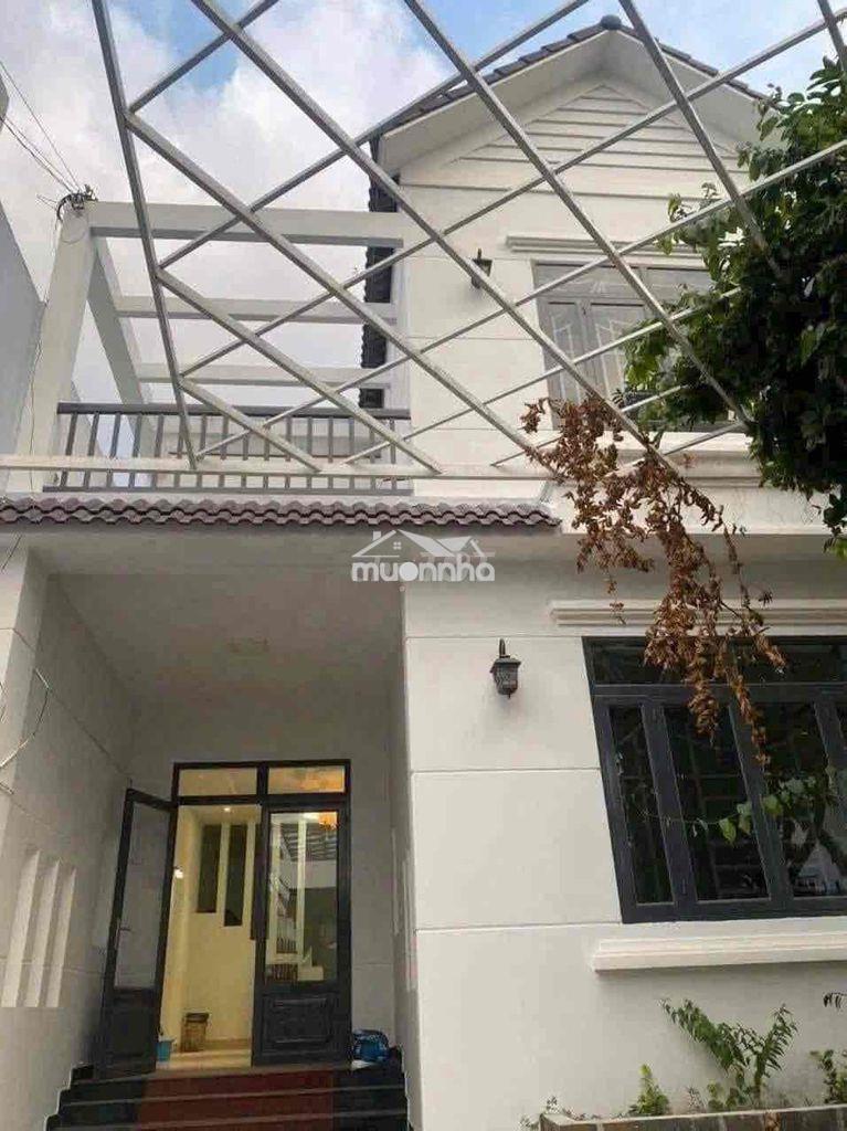 4ty8 hạ còn 4ty250  bán nhà phú lợi, thủ dầu một  gần vòng xoay hiệp t - 4