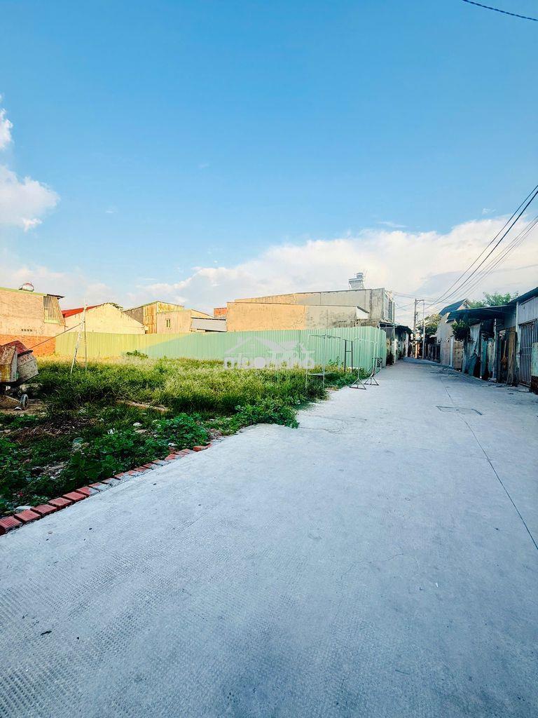 Bán lô đất đẹp sau chợ đông thạnh, 141m2 thổ cư, ô tô tới đất, nở hậu. - 2