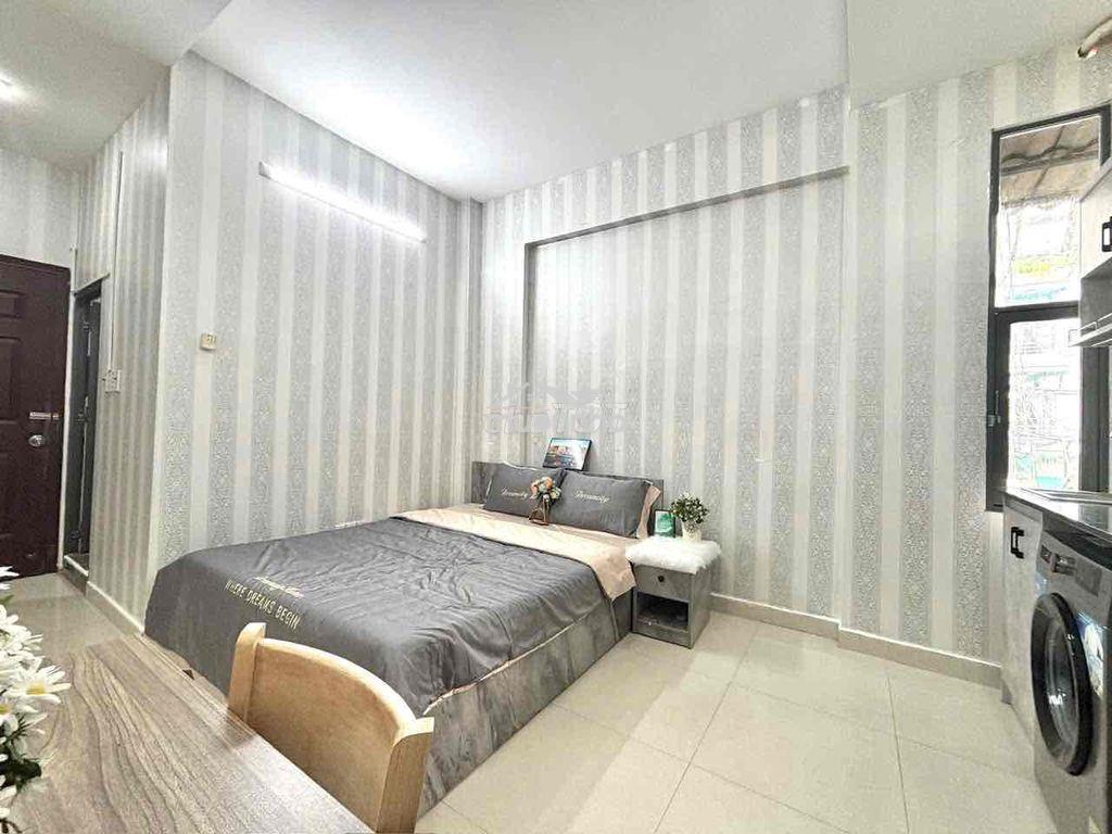 Cho thuê phòng cửa sổ thoáng có máy giặt riêng gần trường huflit - 3