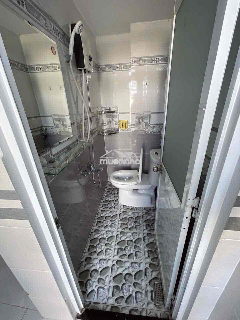 Hẻm nguyễn khoái q.4 3 tầng, 2pn, 2wc, 2ml - 4