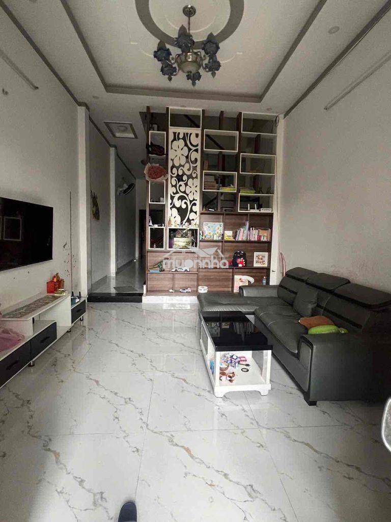 Bán nhà trệt  lầu gần làng đại học quốc gia thành phố hồ chí minh