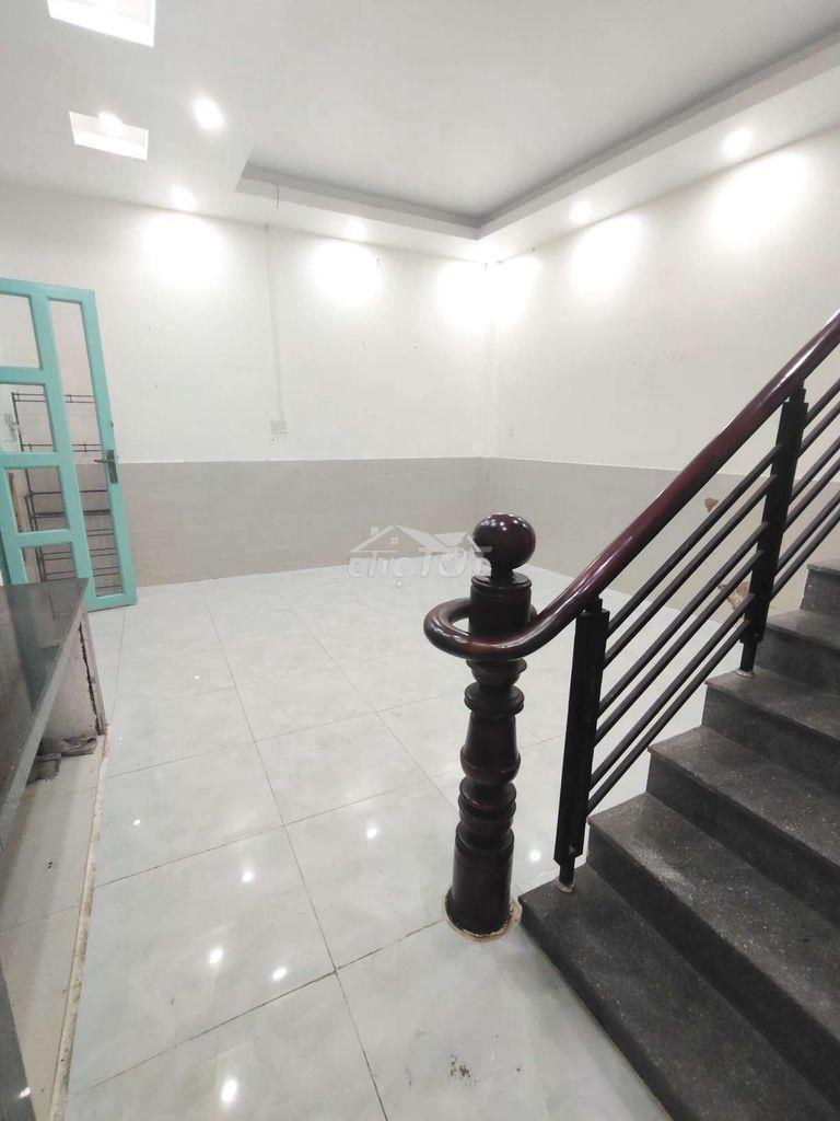 Cho thuê nhà 2 lầu, 3pn vừa. tiện anh chị em, bạn bè, gia đình ở - 2
