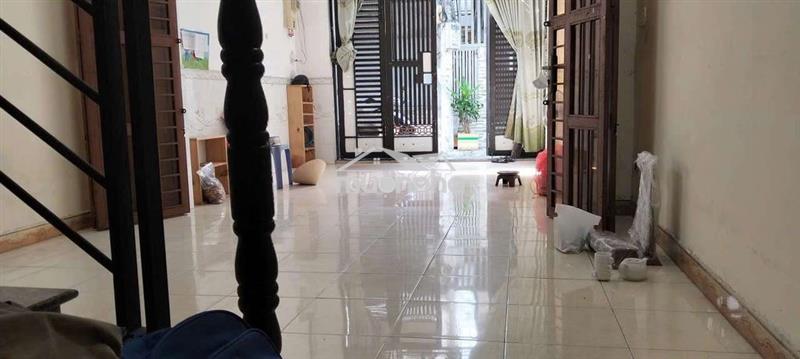 Nhà nguyên căn, 1 lầu, diện tích sử dụng 110m2, cho thuê lâu dài