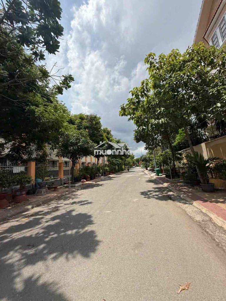 Kdc khang điền, phước long b, quận 9. dt: 220m2/17.1   tỷ - 4