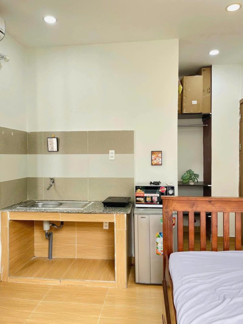 Cho thuê căn hộ ban công trung tâm bình thạnh - 3