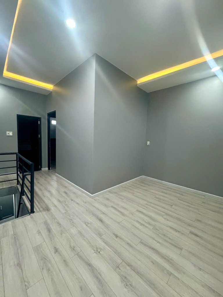 Nhà đẹp , diện tích hơn 50m2 chỉ dưới 5 tỷ - 3