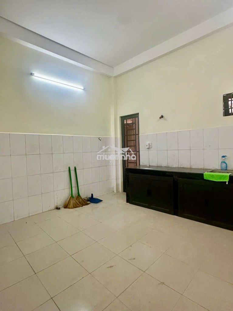 Nhà lạc long quân [4x11, 3 lầu, 4pn, 3toilet] 15tr/tháng - 3