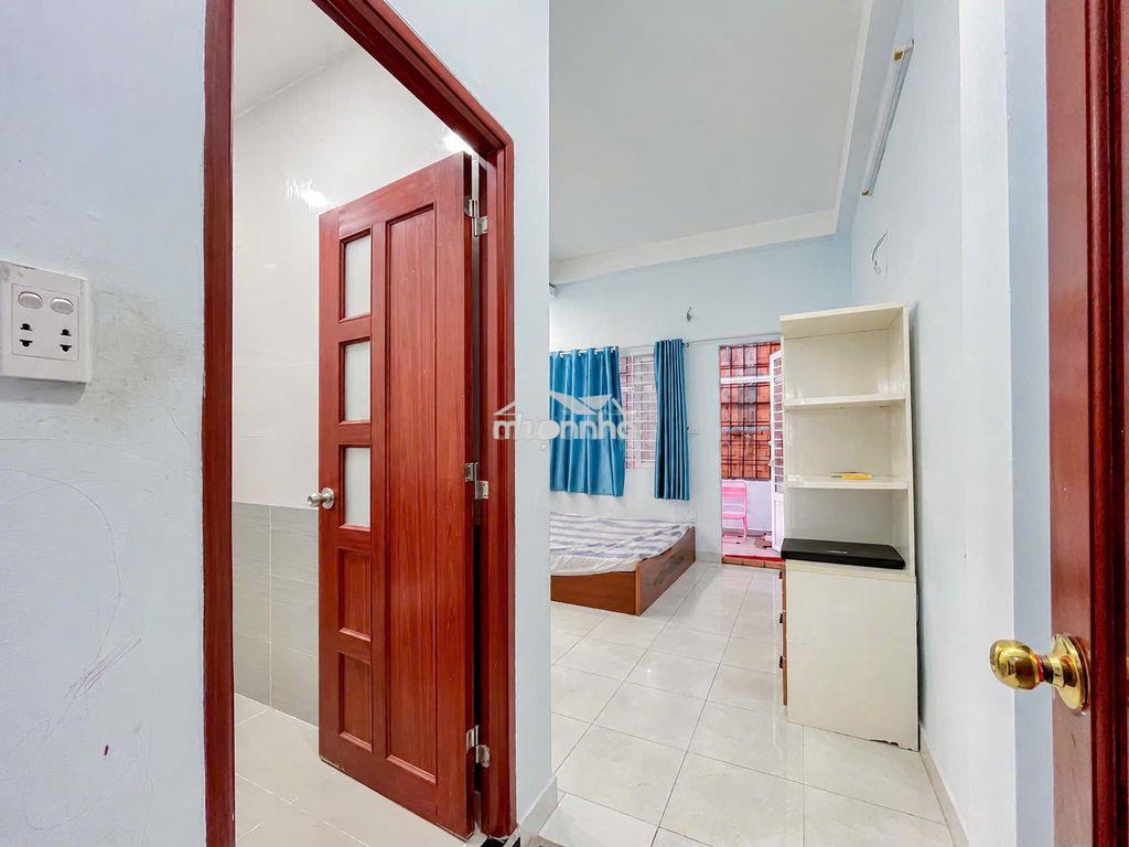Q7 - phú mỹ hưng - tách bếp - giá 5.2tr đầy đủ nội thất - ở ngay - Ảnh 2