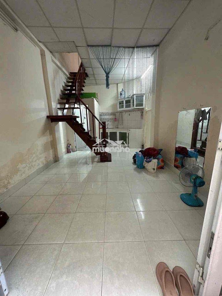Nhà nguyên căn chỉ 5,5 triệu, hoà hưng p12 quận 10