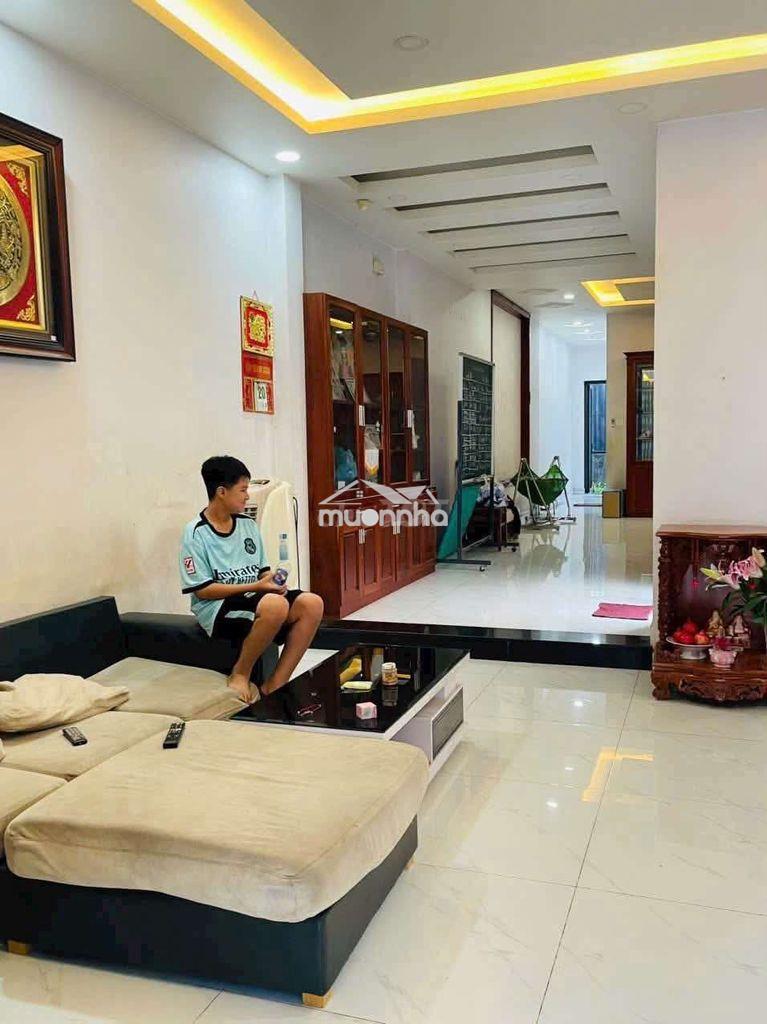 Cho thuê nhà gần trường học đông chiêu dt 150m phun nội thất - 2