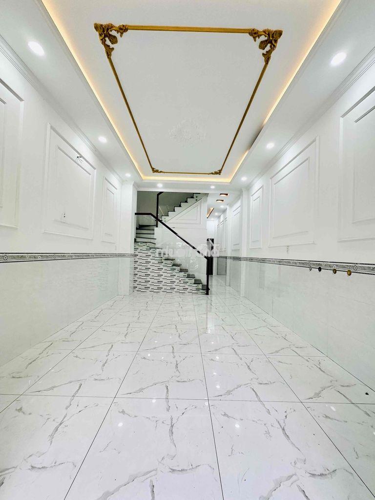 Đường 6m thông, nhà 4 tầng, đầm sen, đẹp chắc chắn