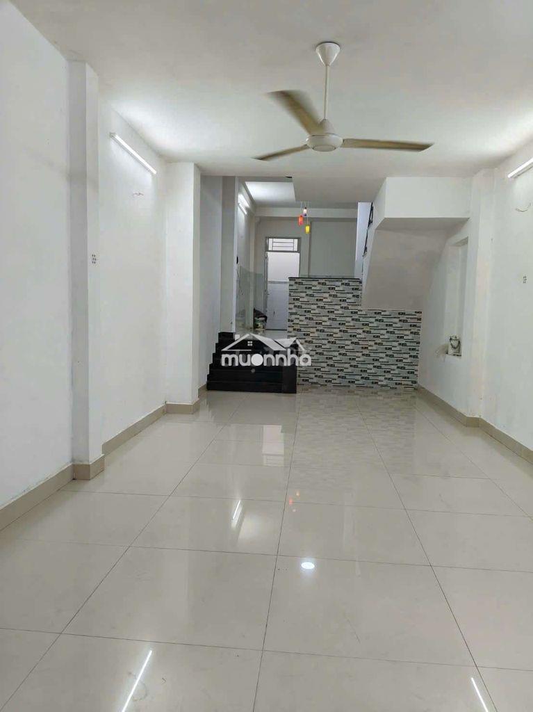 Cho thuê mtnb khu tên lửa dt 4*20m - 2