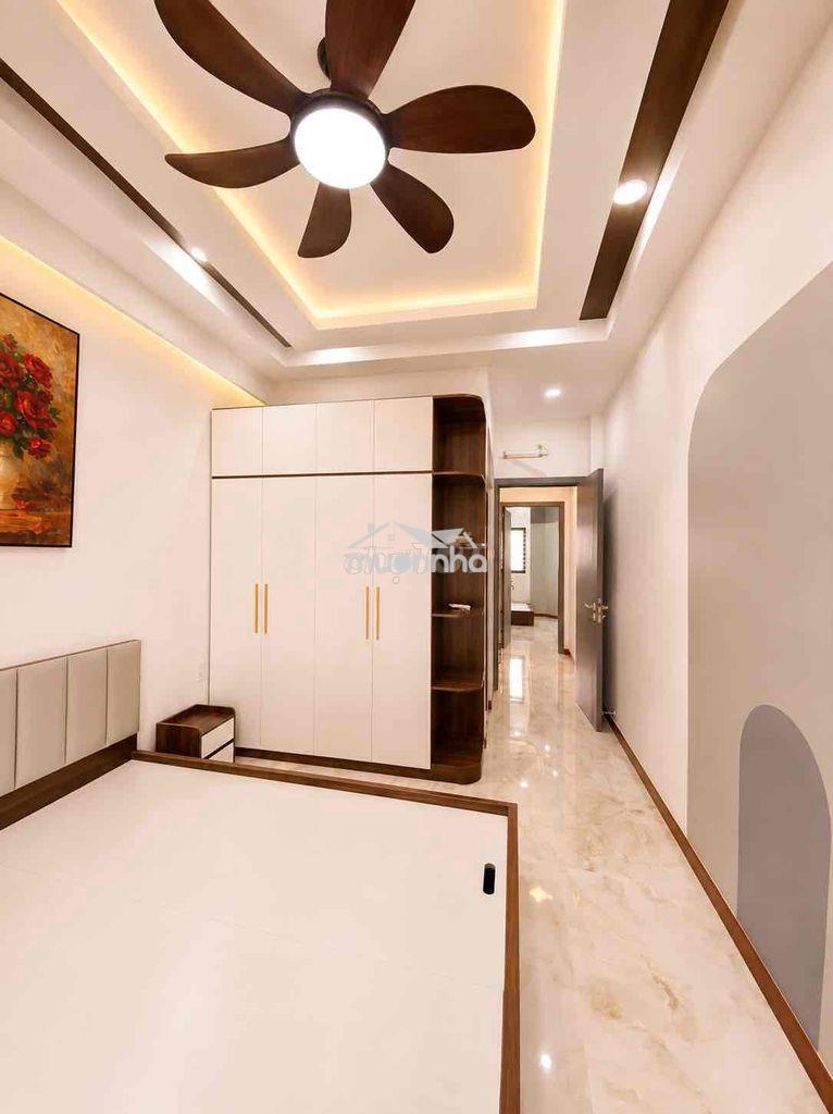 Hxh cách mạng tháng 8, quận 10 - 44m2 - 5 tầng - nhà xây mới - 3