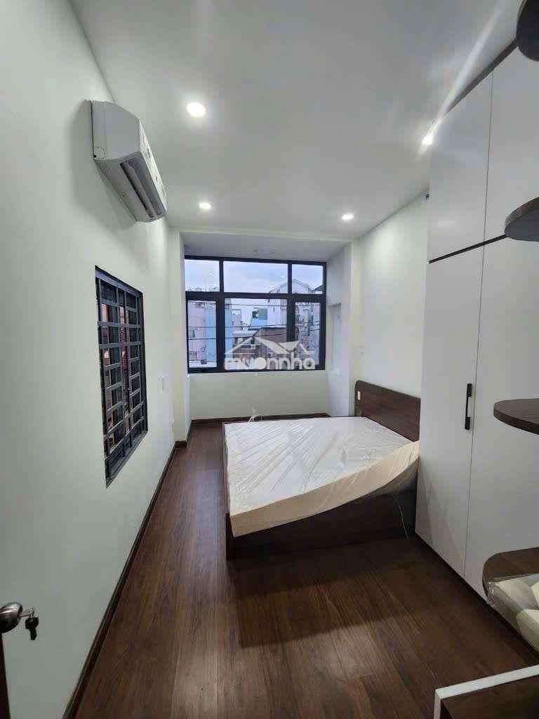 Giảm 400tr, cần bán gấp nhà mới đẹp 3 tầng, hẻm 4m cmt8 q10