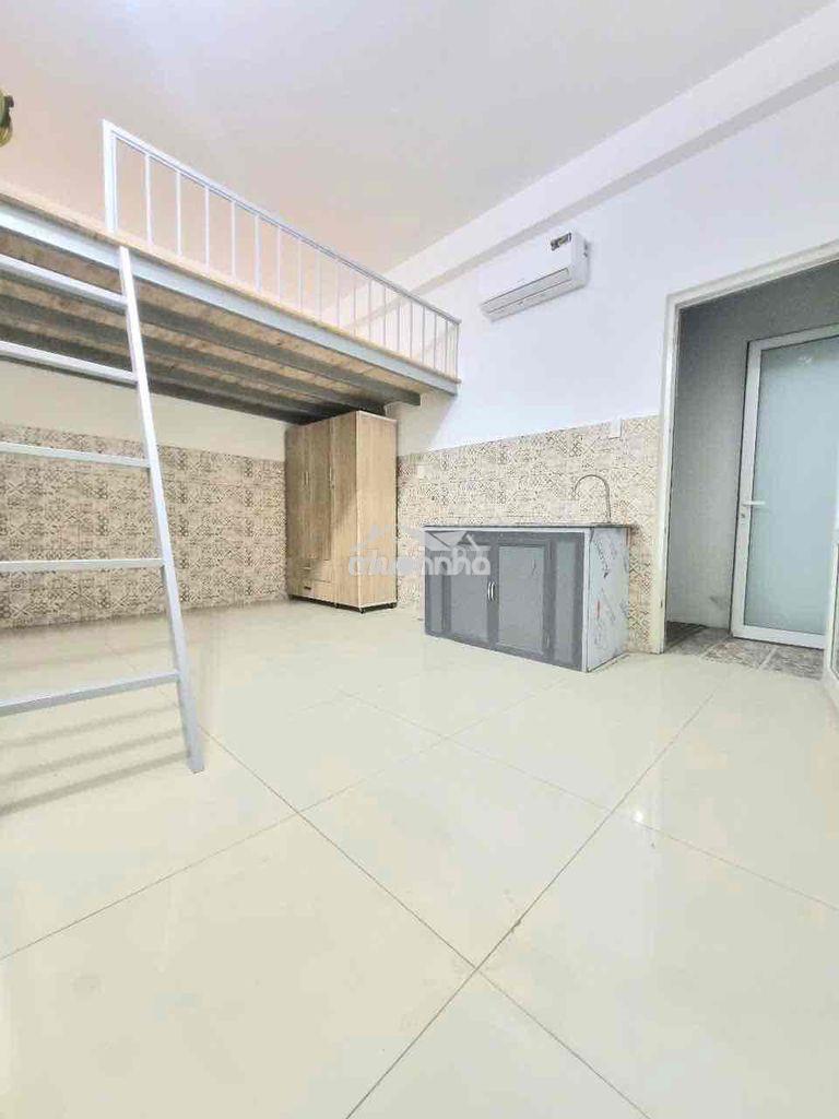 Phòng trọ ngay trường học công thương ,gác cao,có máy lanh+ giếng troi