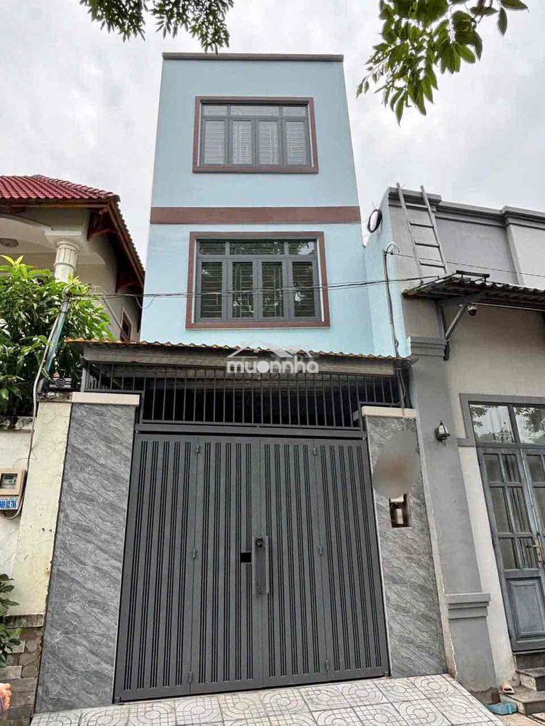Cho thuê nhà nguyên căn 1 trệt 2 lầu hẻm xe hơi 3pn đường võ văn hát