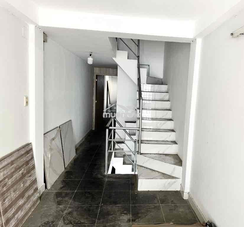 Nhà hẻm 666, xh đậu cửa, sổ nở hậu - đường 3/2 - 47m2, 5tầng - nhich 7 - 3