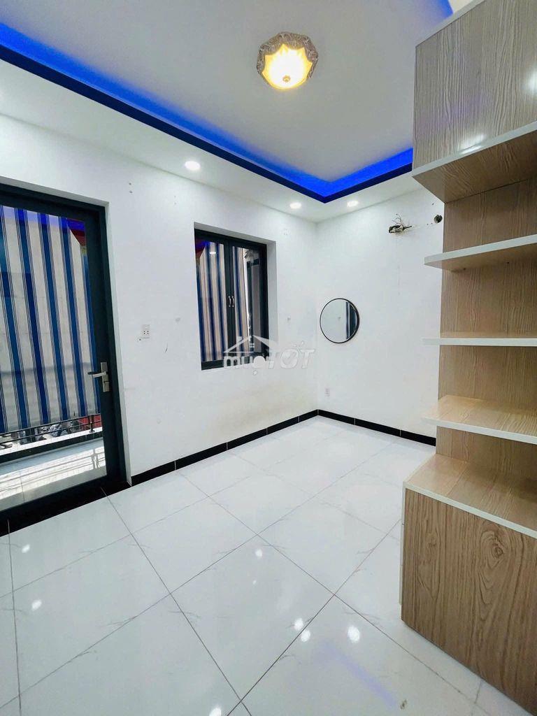 Hiếm ai bán 4 tỷ 250 cho căn nhà 3 tầng, hẻm ô tô tránh nhau 4 pn 3 wc - 4