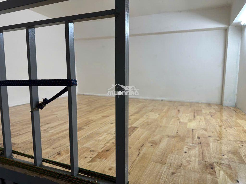 Cho thuê phòng có ban công tại tô ký, đông hưng thuận, q12 - 2
