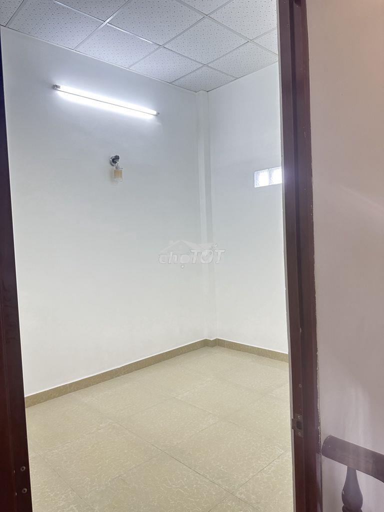 Chính chủ cho thuê nhà 32m2 hẻm 83 liên khu 4-5 sau trường kim đồng - 3