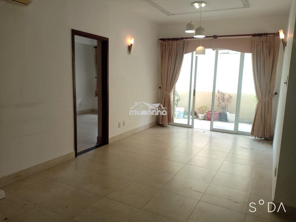 Cần bán căn hộ hùng vương plaza - 126 hồng bàng p12. q5. - 2