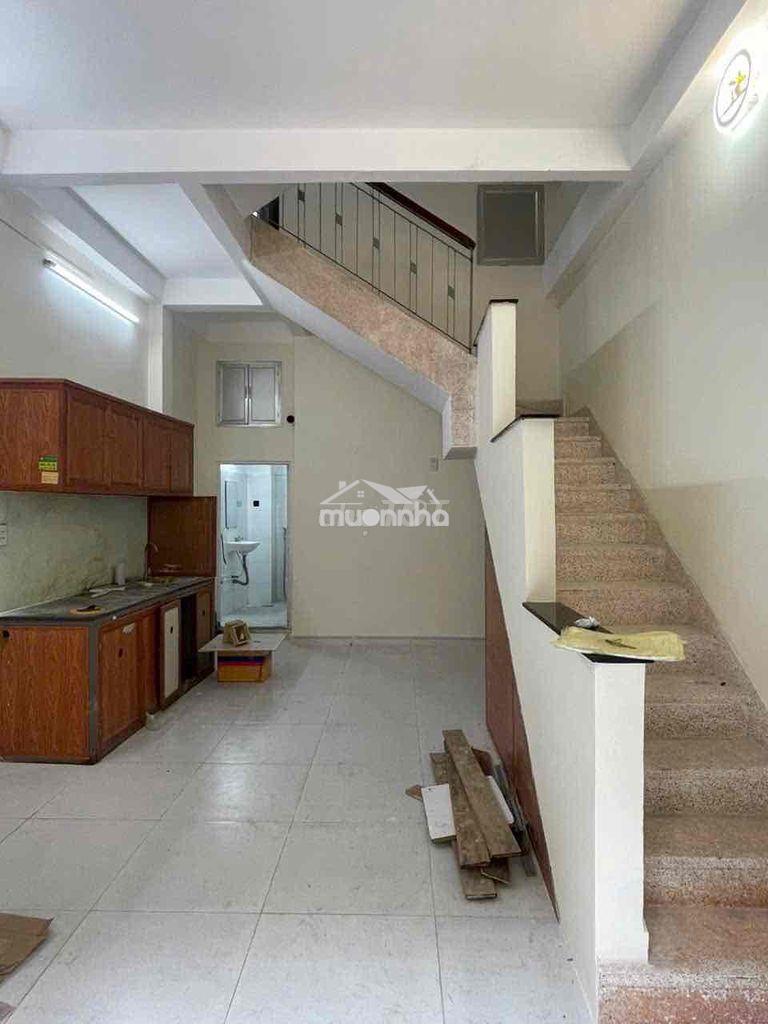 Nhà 2 phòng ngủ 3,6x10 bành văn trân. hẻm xe hơi