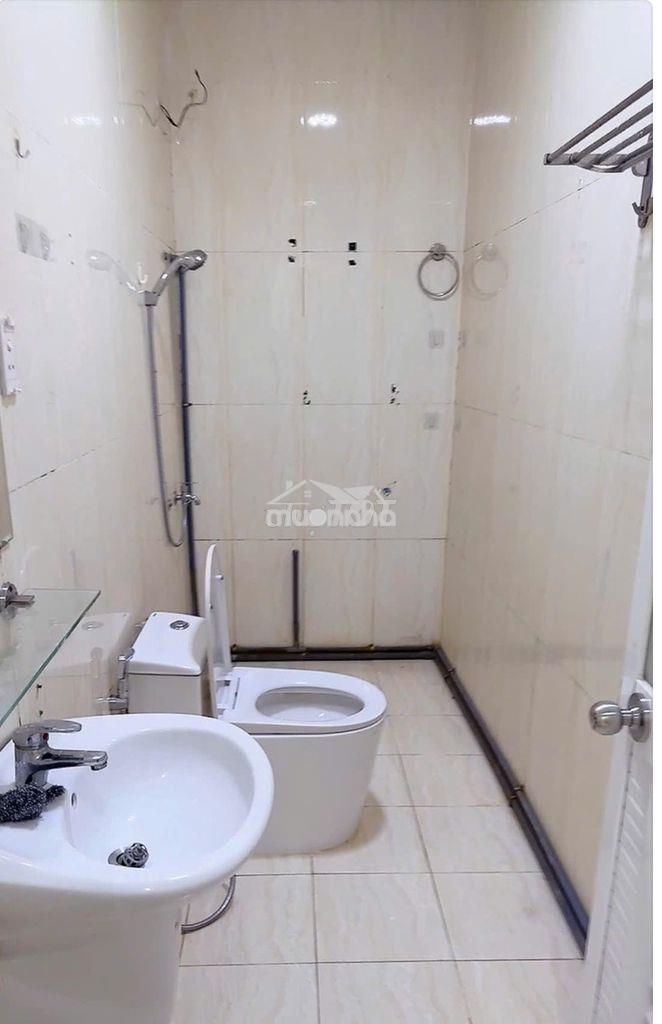 Cho thuê căn hộ đường hoàng kim giao, phường 5, quận 8. - 3