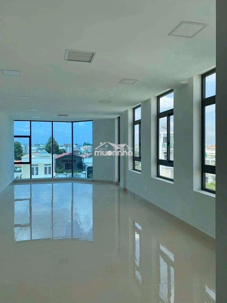 Van phòng công ty rất đẹp  - 3