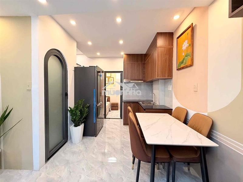 Chính chủ cho thuê 2 căn nhà liền kề hxh nơ trang long 40tr c2 7pn 8wc