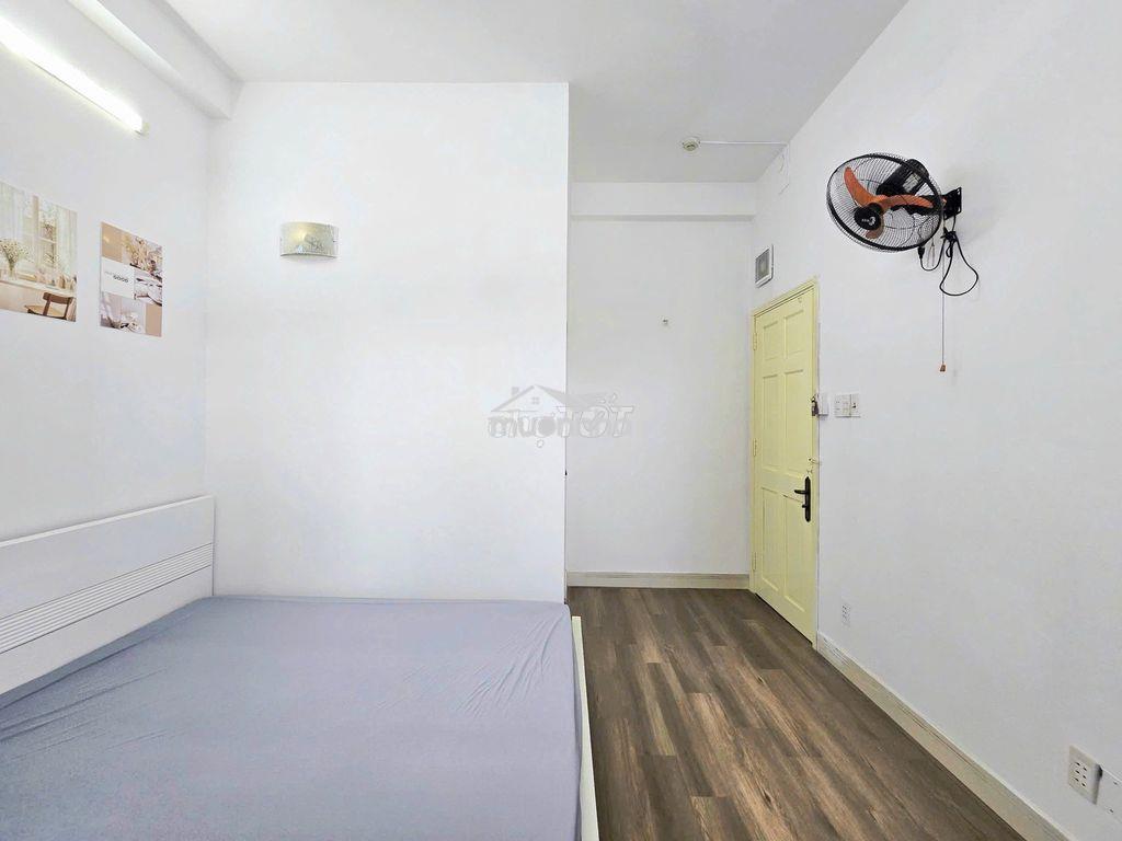 Khai trương studio bancon 1 phòng ngủ tách bếp máy giặt riêng - 3