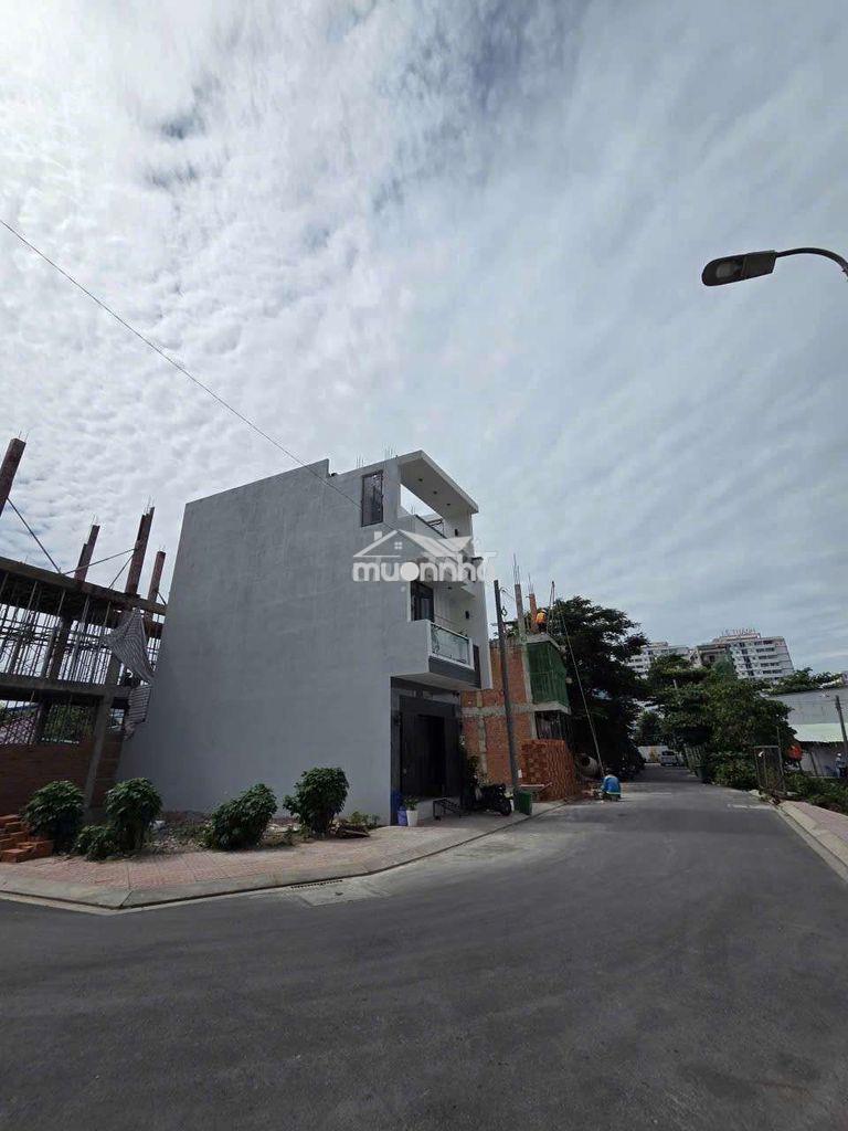 Nhà hẻm nhựa có lề 119 thông 131 adv p.an lạc - 3