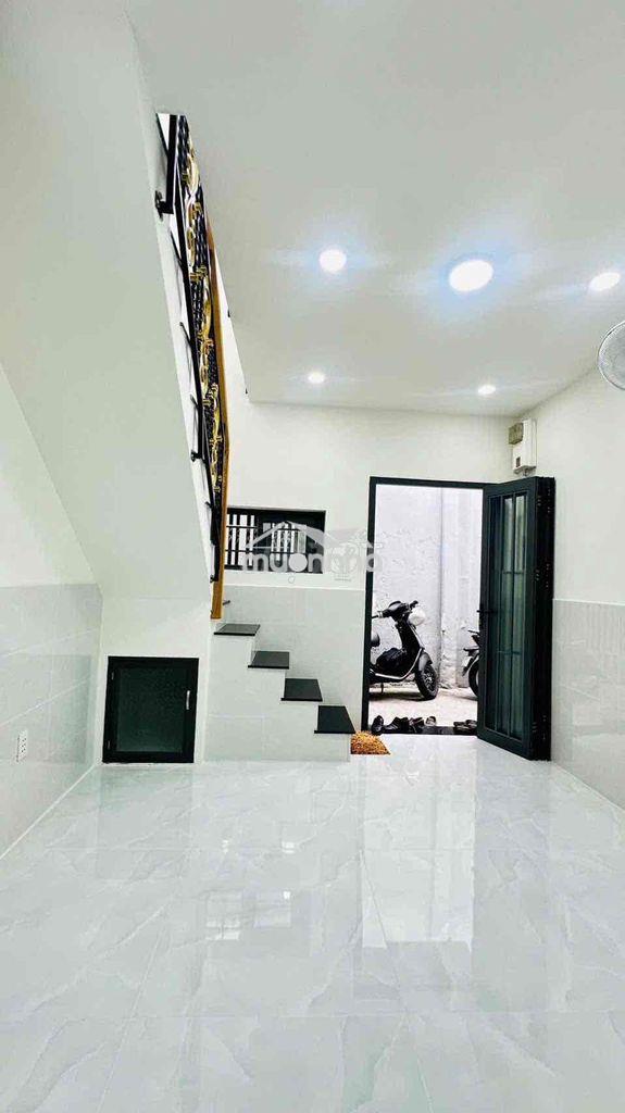 Bán nhà lê văn việt - vincom quận 9- dtsd 36m2 - 2tầng -sổ hồng riêng - 4