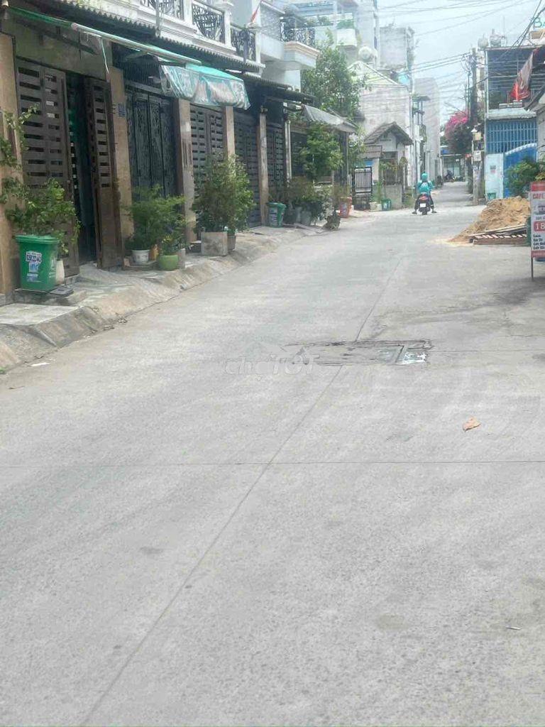 Cho thuê nhà thạnh xuân 22 dt 5x18m 2 phòng ngủ 2máy lạnh - 2