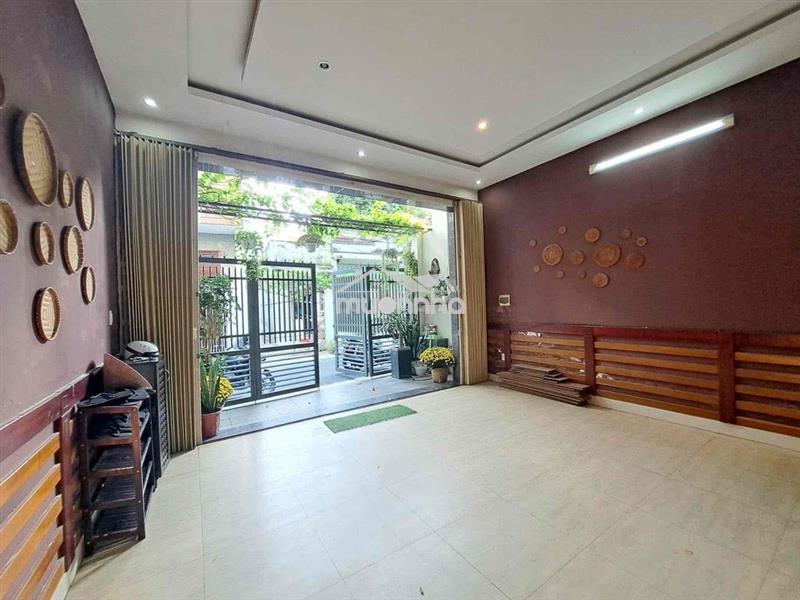Cho thuê nhà nguyên căn 4pn khép kín view biển phạm văn đồng