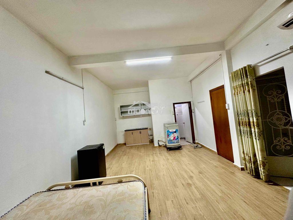 Rẻ - phòng lớn full nt - cộng hoà - trường chinh - giá 4tr5 - 2