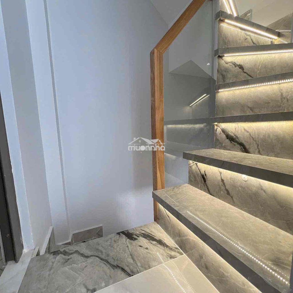 Nhà đẹp quận 4- đoàn văn bơ - 3