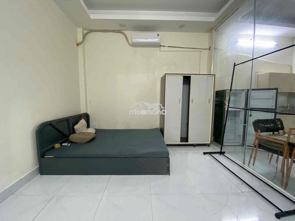 Phòng quận 3, gần bờ kè, cmt8, quận 10 - 3