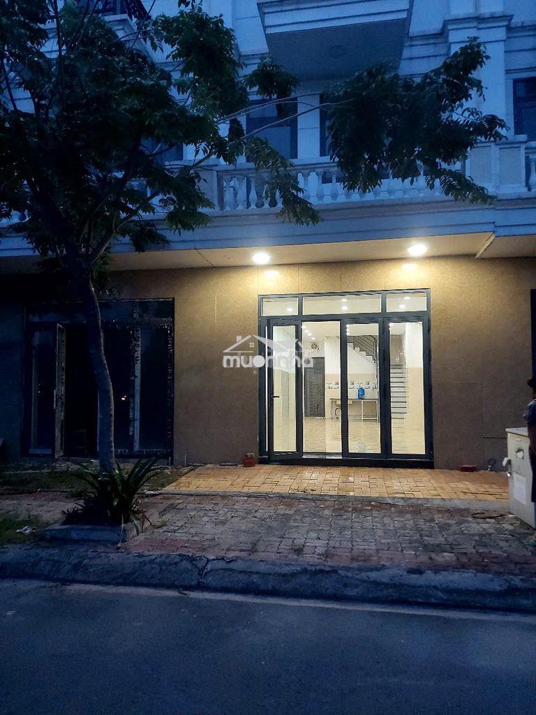 Cho thuê nhà phố tpm - bình dương