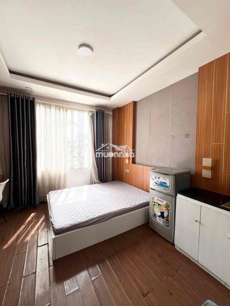 Studio cửa sổ trời full nội thất như ảnh gần đh sgu,sư phạm,ueh,..