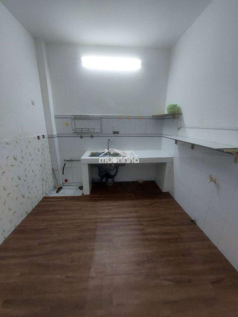 Cho thuê nhà đường phạm hùng c9 dt.4×9 } 1 lầu 2 phòng 2 wc hẽm xe hơi - 3