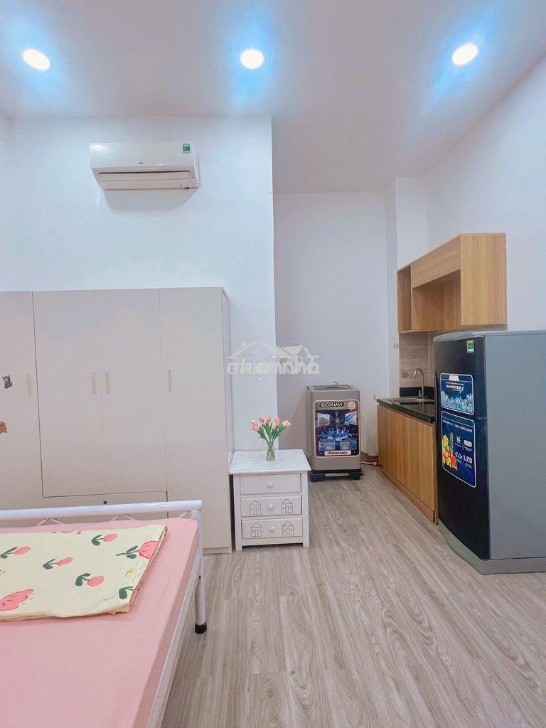 Phòng trọ sạch sẽ, đủ nội thất, trung tâm quận 3